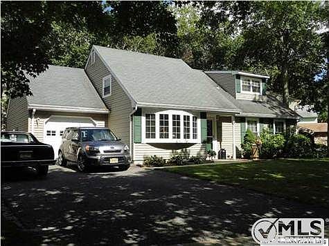 1st image of 542 Leawood Ave