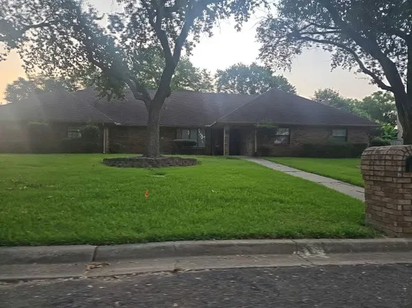 2610 Northhaven Dr, Longview, TX 75605