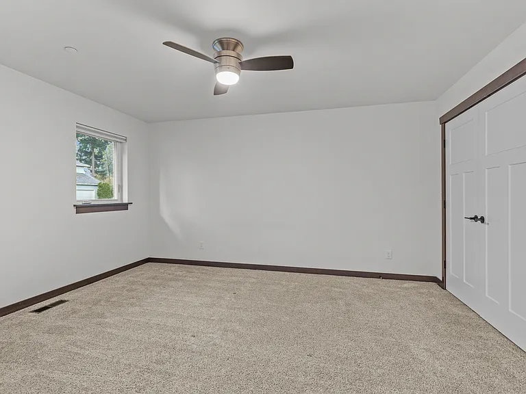 11920 Nyanza Rd SW — Photo 10