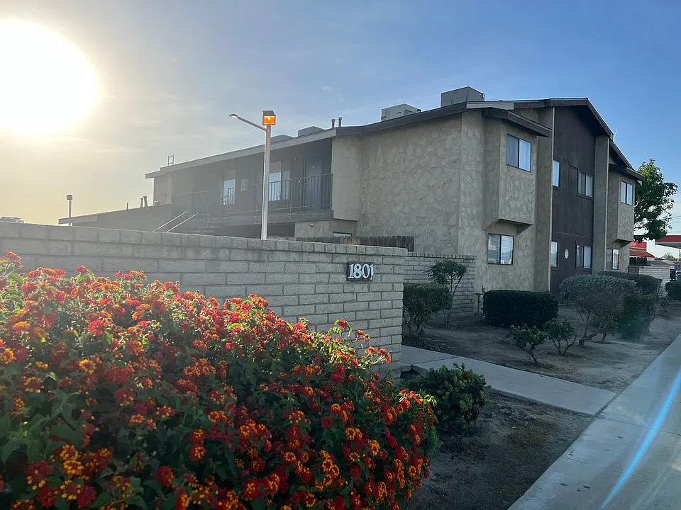 1801 S Real Rd #1