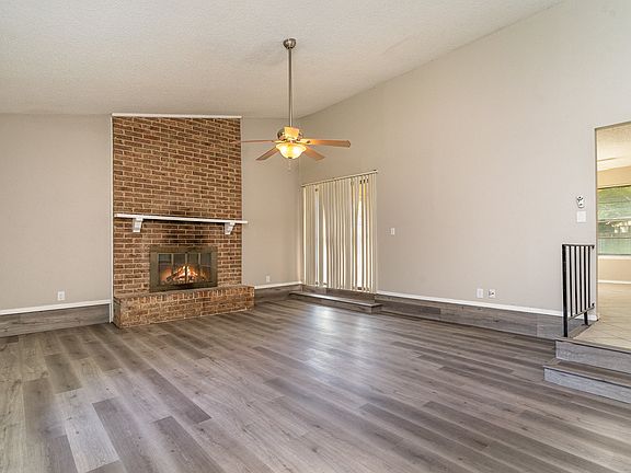 2nd image of 2311 Lawnmeadow Dr