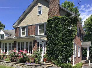 19 Locust St, Valhalla, NY 10595