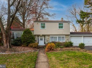 3860 Sidney Rd, Huntingdon Valley, PA 19006