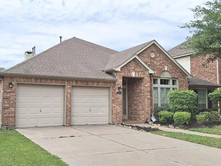 10615 Cortland Ridge Ln — Photo 2