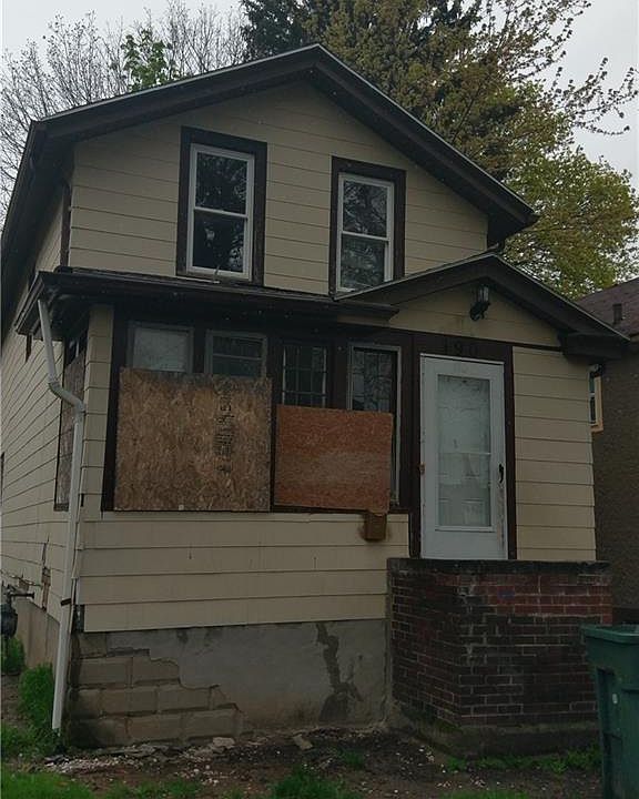 2nd image of 190 Adams St