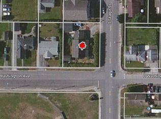 1129 Washington Ave, Burlington, WA 98233