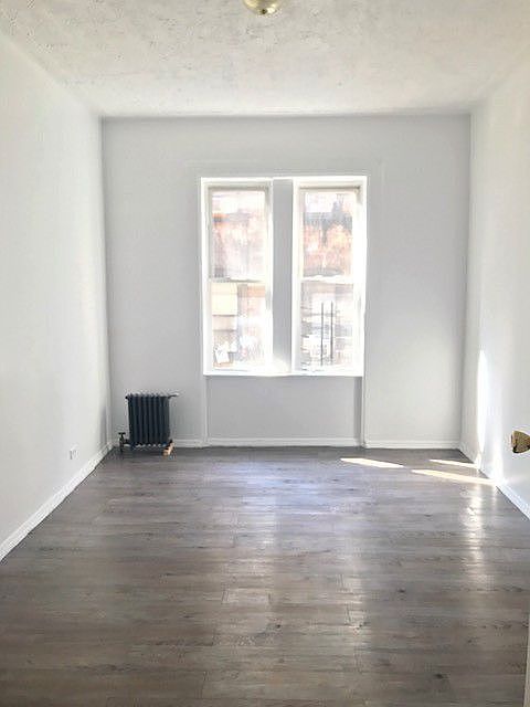 2nd image of 522 W 136th St APT 6F