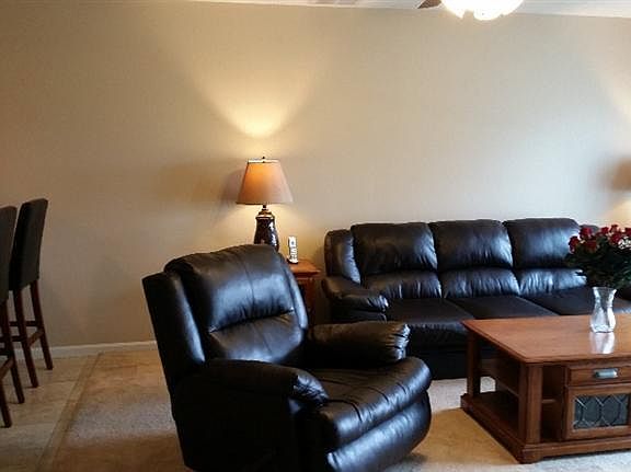3rd image of 10324 Heritage Way