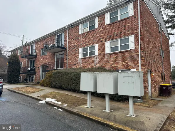 117 Railroad Ave #12, West Grove, PA 19390