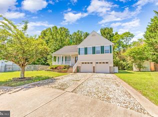 16 Spinnaker Reef Ct, Baltimore, MD 21220
