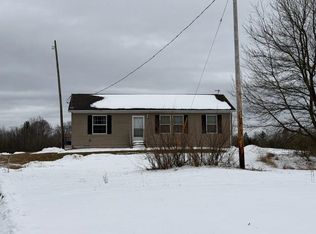 8100 E Arnold Lake Rd, Harrison, MI 48625