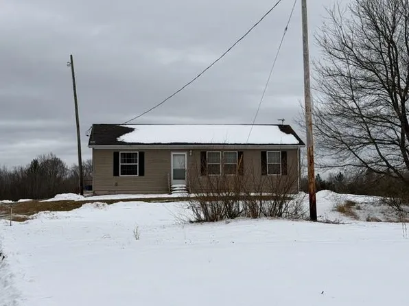 8100 E Arnold Lake Rd, Harrison, MI 48625