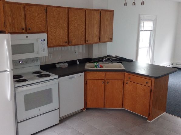 376 Main St APT 2