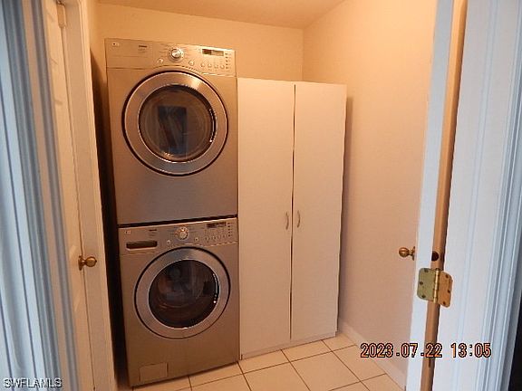 4th image of 2204 SW 40th St