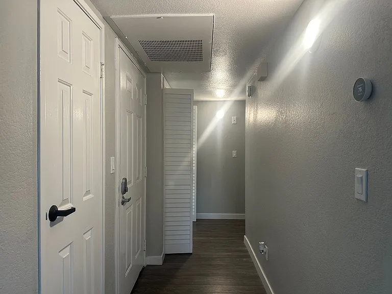 Corona Pointe Resort — Photo 244