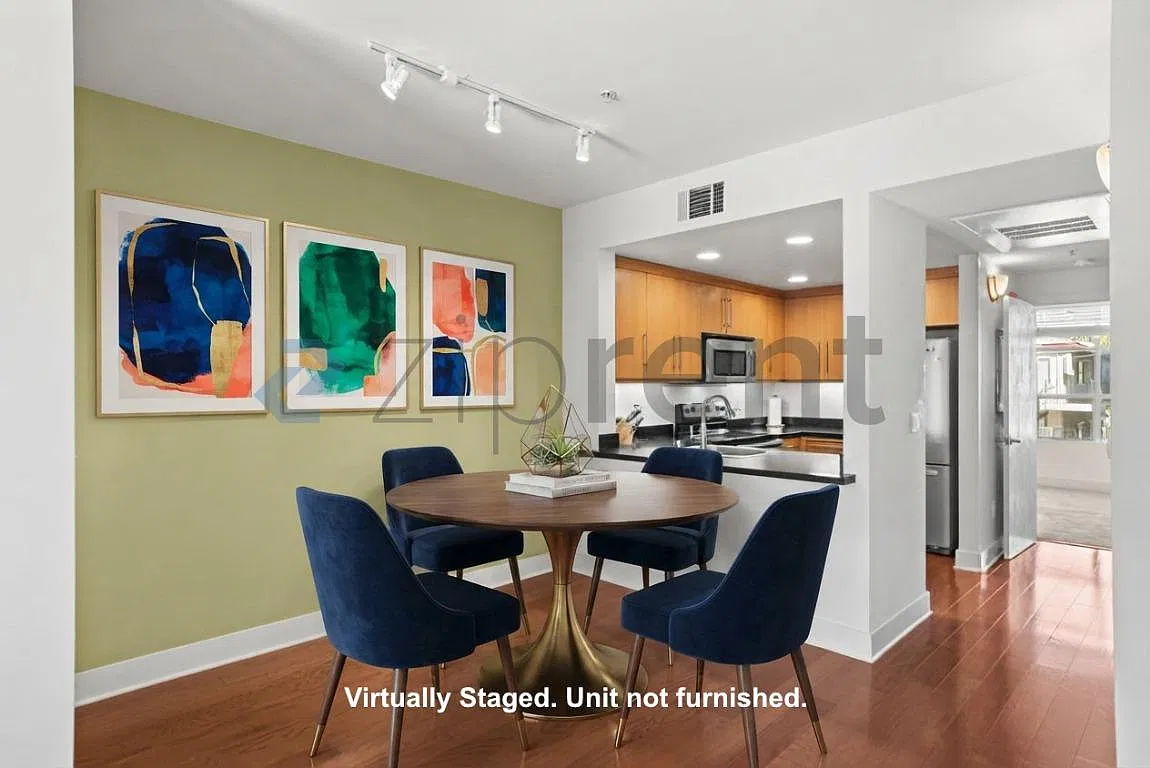 1 bed, 727 sqft, $2,845 — Photo 4