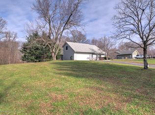 24 Valley Rd, Manalapan, NJ 07726