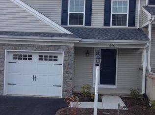 656 Winding Ln, Harrisburg, PA 17111