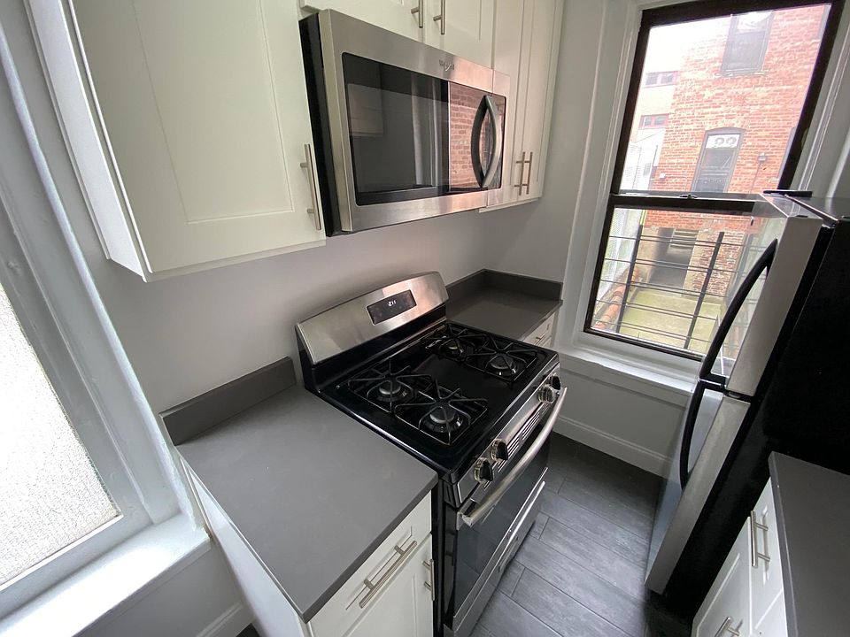 1st image of 3220 93rd St #1