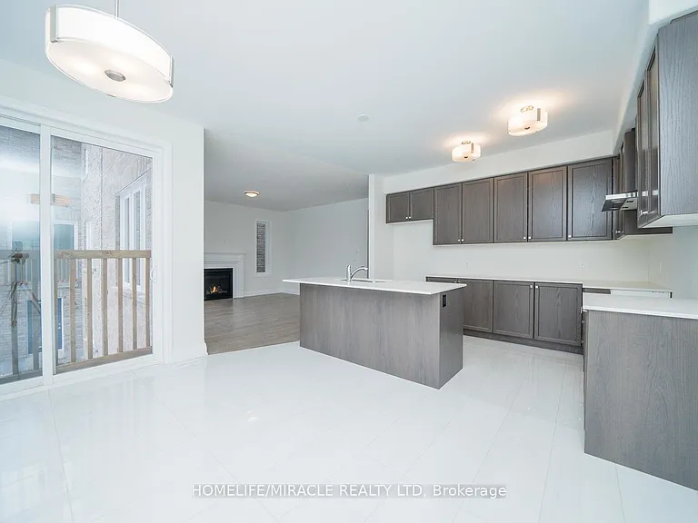 522 Askew Ct — Photo 10