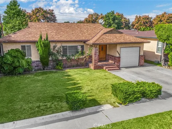 12137 Cornuta Ave, Downey, CA 90242