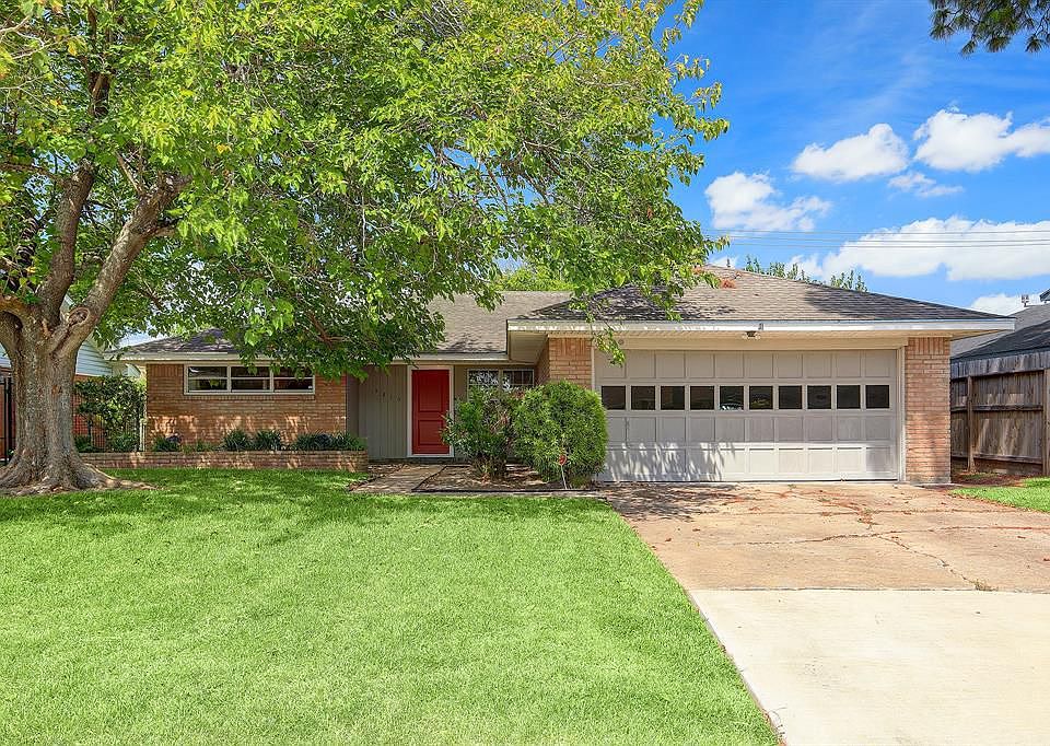 1st image of 8410 Glen Valley Dr