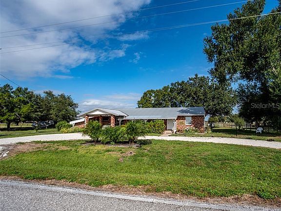 2nd image of 4355 NE County Road 660