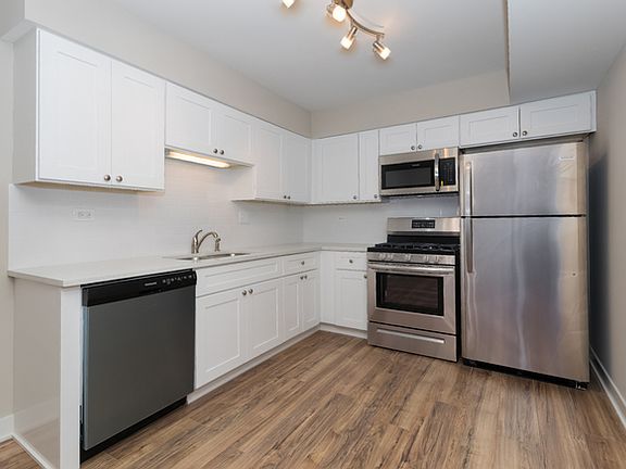 2nd image of 625 Derry Ct APT 1D