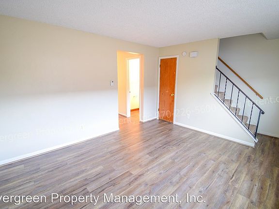 2nd image of 724 37th Ave APT 4
