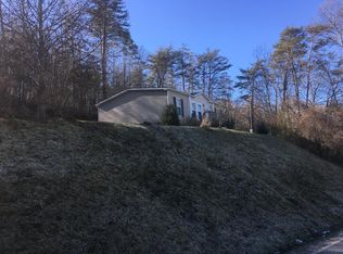 309 Proctor Rd, Beattyville, KY 41311