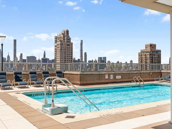 250 East 87th Street image 8 of 11