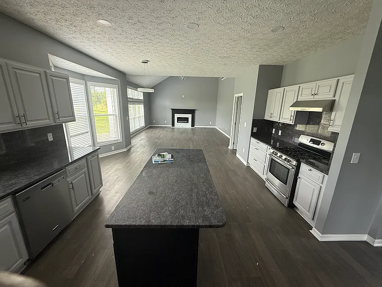 3956 Mead Dr — Photo 7