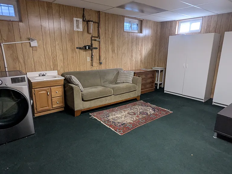 laundry/utility