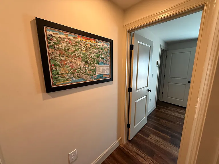 2108 Veterans Dr — Photo 23