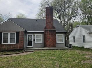 1931 SW Bowman Ct, Topeka, KS 66604