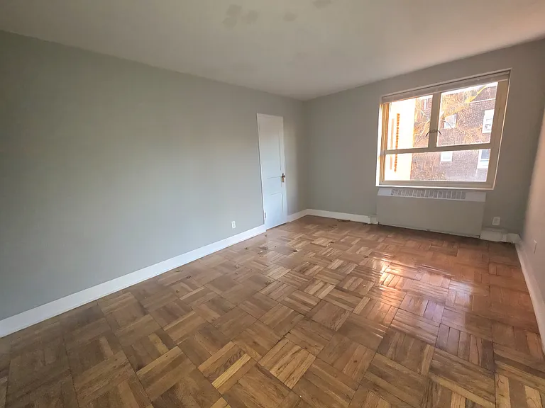 196-62 67th Ave #3 — Photo 10
