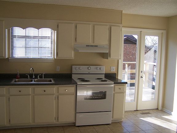 Bright and Airy Kitchen
