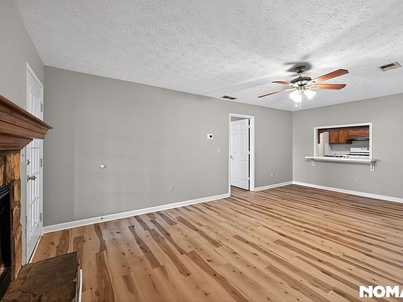 2nd image of 2112 Fairway Ct SE