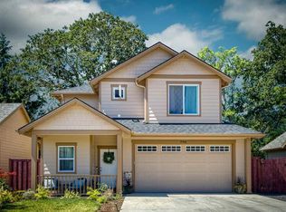 2406 Robbins Way, Lebanon, OR 97355