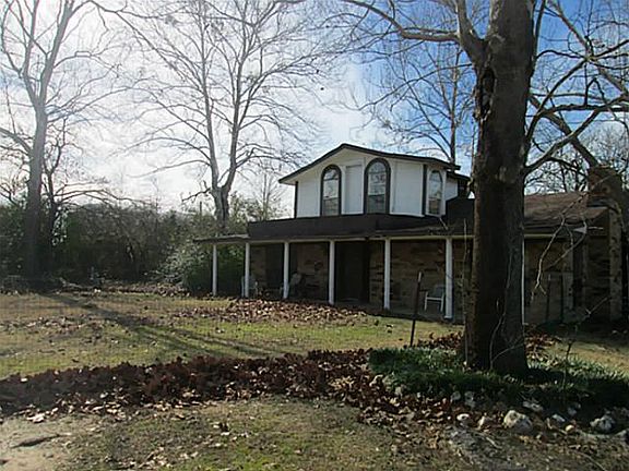 2nd image of 1614 County Road 2391