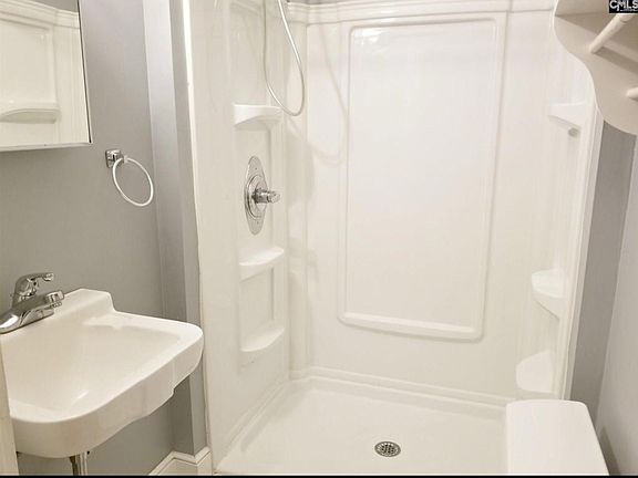 Bath to share with one other person