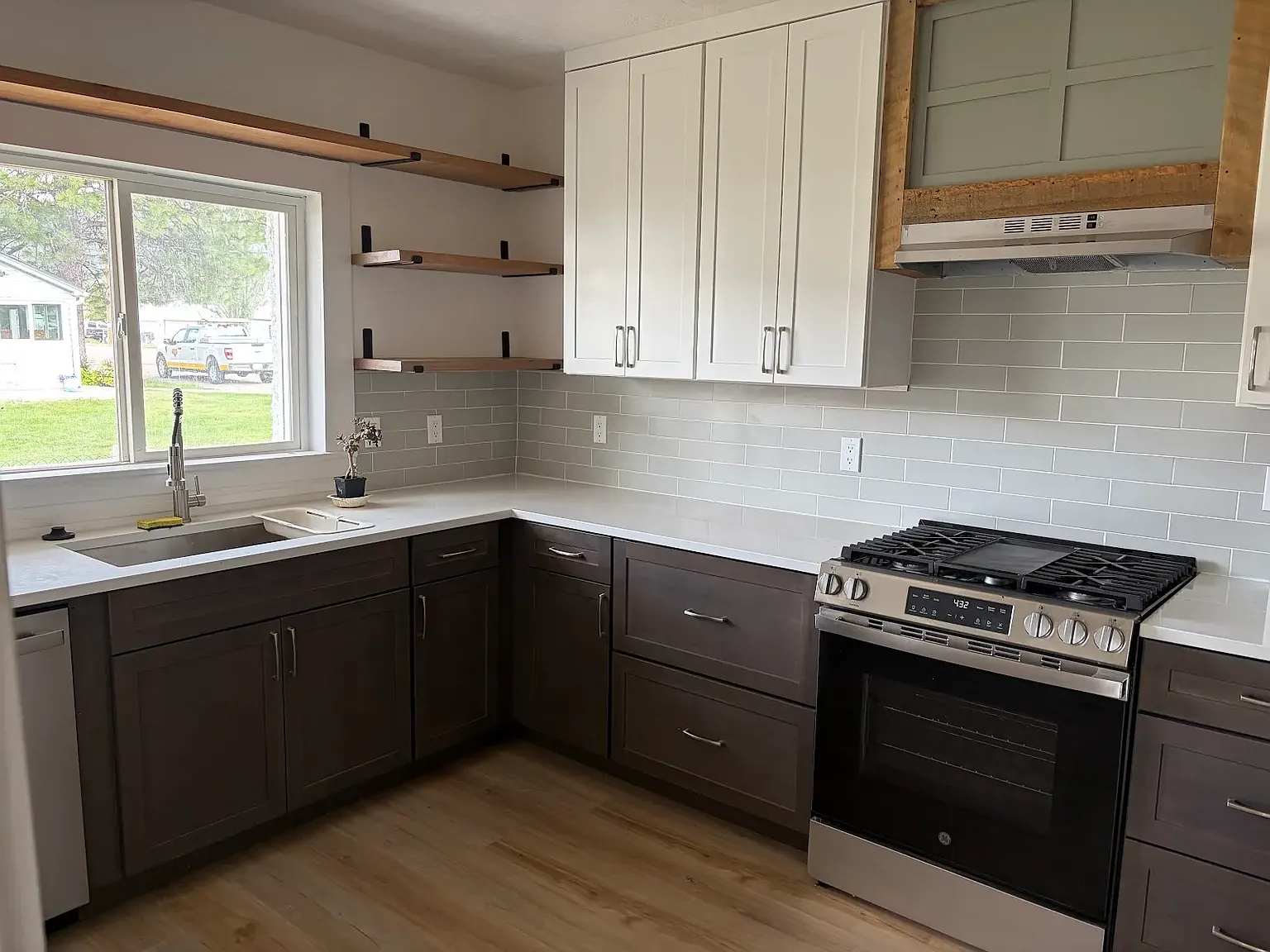 3 bed, 1500 sqft, $1,650 — Photo 3