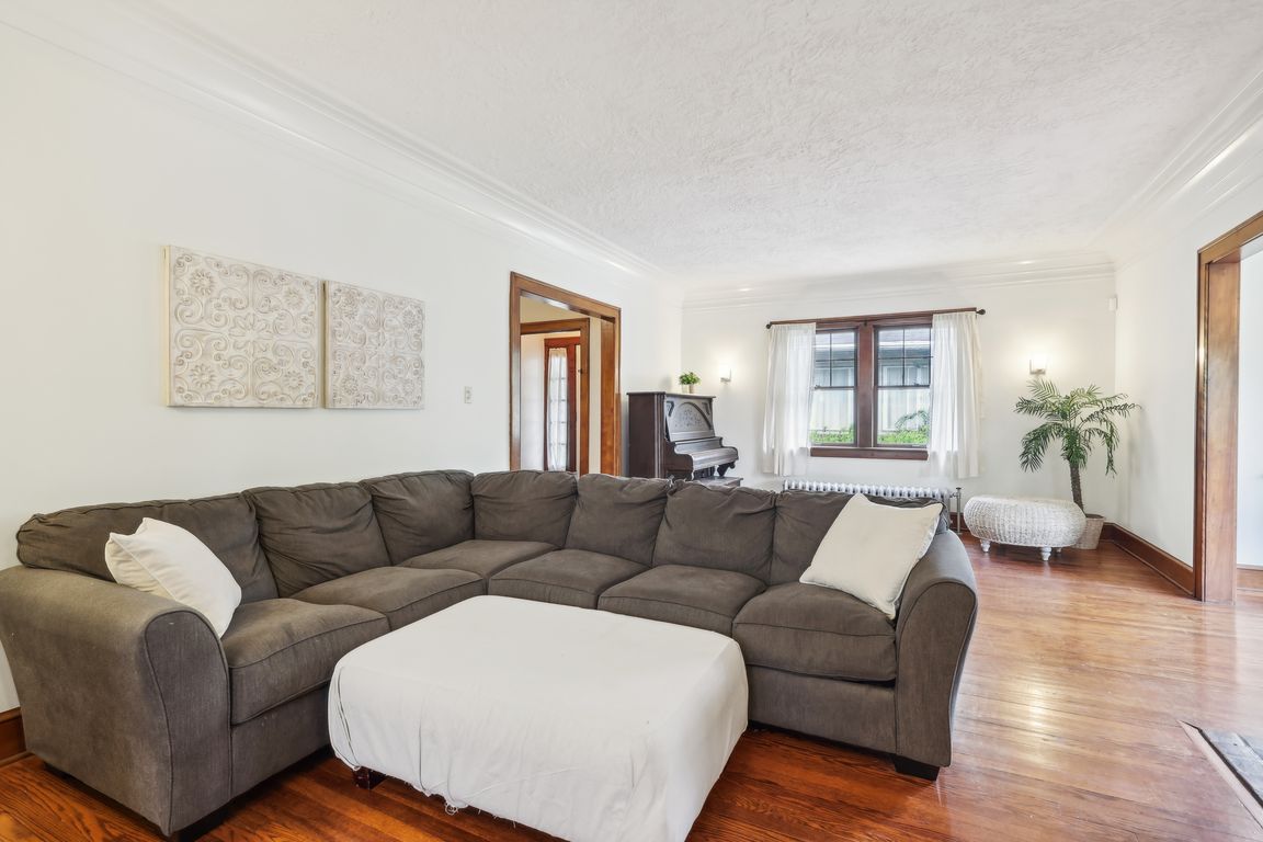 224 Casterton Ave, Akron, OH 44303 MLS 5032471 Zillow