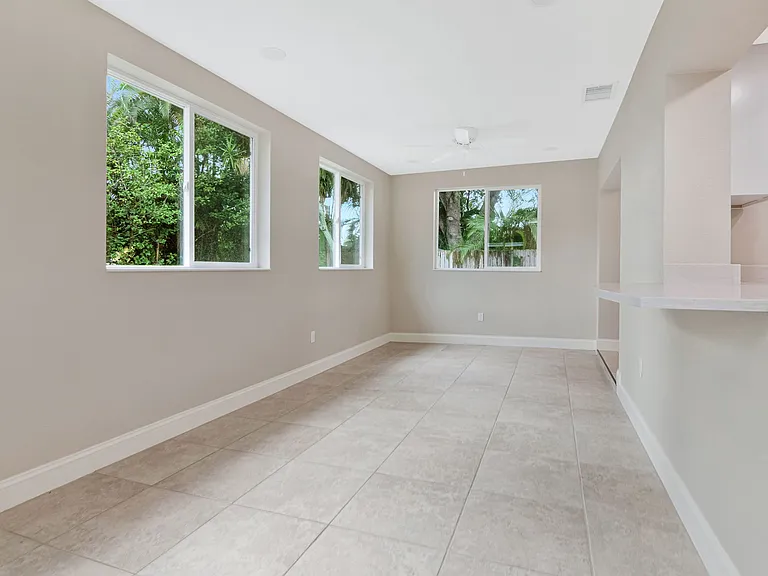 2958 Dundee Dr — Photo 51