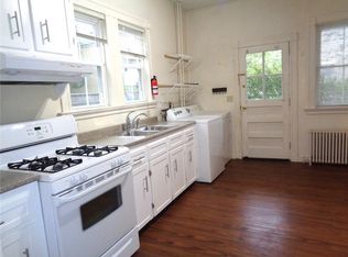 11 Sherman St APT 1, Newport, RI 02840