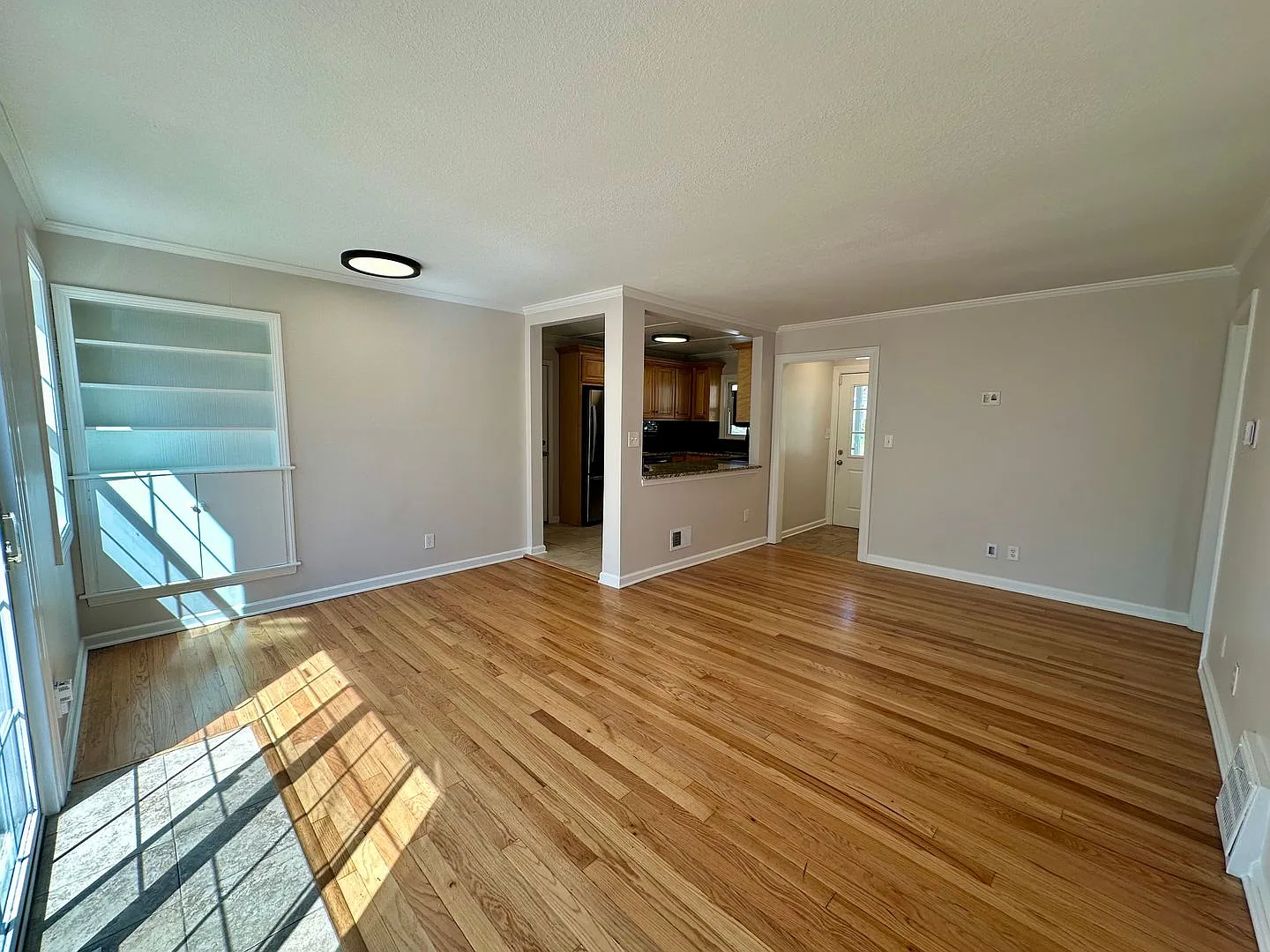  5221 Updated Prairie Village Ranch + Fenced Yard + One Car Garage — Photo 4