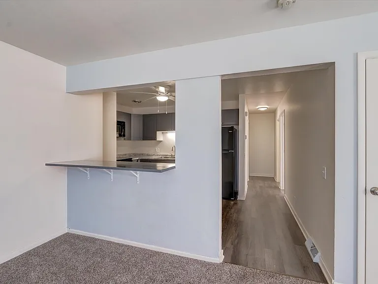1906 Lake Point Dr #3 — Photo 4