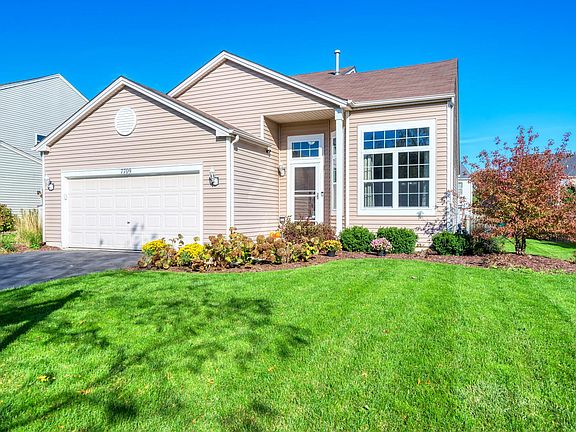3rd image of 7709 Scarlett Oak Dr