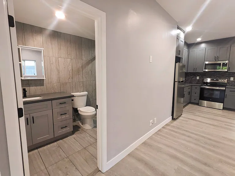 17265 Lassen St #17265 — Photo 28