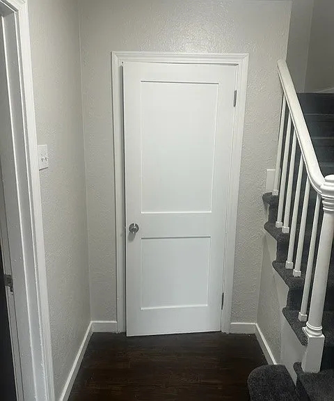 Landing to second floor